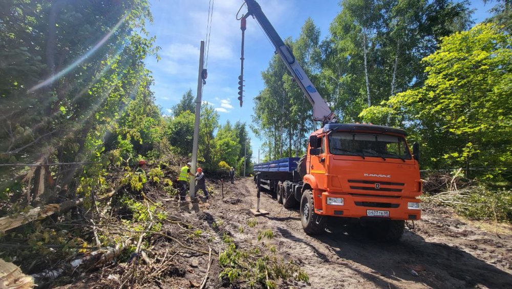 «Тамбовская сетевая компания» продолжает реконструкцию 20 километров электрических сетей в Кирсанове