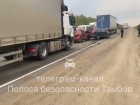 В Тамбовской области водитель фуры устроил «домино» из пяти машин