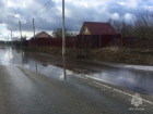 В посёлке Старчики Знаменского округа из-за половодья затопило дорогу