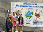 Моршанские фигуристки привезли из Ступина два серебра фестиваля «Хрустальный лёд»
