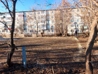 Администрация Тамбова обещает восстановить заброшенную детскую площадку на улице Франко