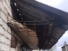 Жители дома в Первомайском: «Мы боимся, что такой горе-руководитель развалит наши дома»