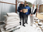Волонтёры подарили приюту “Право на жизнь” 250 килограммов корма