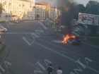 В центре Тамбова на дороге загорелся «Опель» 
