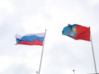 В школах теперь еженедельно будут проводить церемонию поднятия флага Тамбовской области