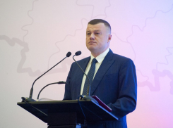Облдума наделила экс-губернатора Александра Никитина полномочиями сенатора