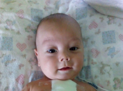 «Я с ума схожу за что это всё моим деткам» Маме троих детей, у двоих из которых серьезные заболевания, не хватает денег на лекарства 