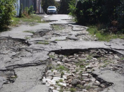 Работу администрации города Тамбова по содержанию и ремонту дорог за 2016 год депутаты голосованием отказались признавать удовлетворительной