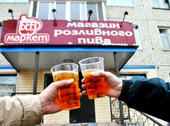 Областные депутаты решают судьбу «наливаек» в жилых домах