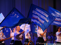 Сцена драмтеатра во власти технической науки: ТГТУ отметил здесь 60-летний юбилей