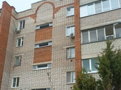 В Мичуринске две девочки спасли жильцов многоэтажки от пожара