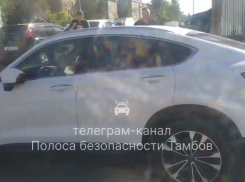 В Тамбове водитель «Geely» сбил школьника на велосипеде в 25 метрах от «зебры»