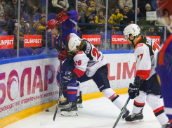 «Химик» разгромил ХК «Тамбов» 