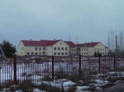 Жители села Отъяссы собрали 200 подписей против коронавирусного изолятора