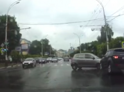 Видео контакта Kia и Land Rover на Советской в Тамбове появилось в сети 