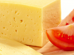 В соцучреждения Тамбовской области поставили фальсификат сыра 