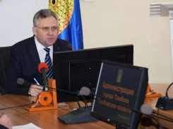 Нетерпимой назвал глава Тамбова ситуацию в городе с дорогами, сосульками и дворами