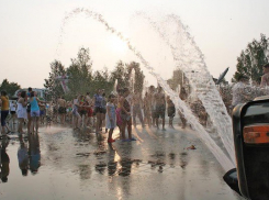 Власти Тамбова напомнили тамбовчанам о запрете купания в фонтанах