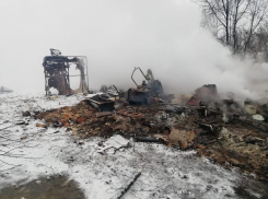 В Тамбовской области в пожаре погибла семья с двумя маленькими детьми