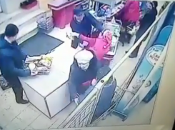 Ревнивый муж, пытавшийся убить жену в магазине, получил реальный срок