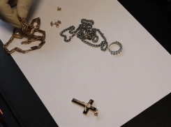 В Тамбове охранник бара обчистил карманы посетителей почти на 750 тысяч рублей 