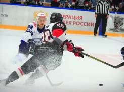 ХК «Тамбов» словно ураган разметал ХК «Буран» в дерби Черноземья