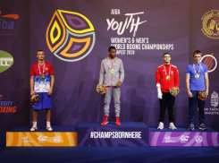 Илья Попов стал вторым на первенстве мира по боксу и получил поздравление губернатора