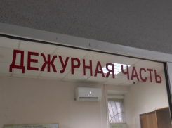 Подарок на 8 марта: в Рассказово парень повредил машину своей девушки