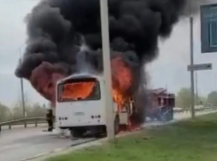 В Тамбове загорелся автобус с пассажирами