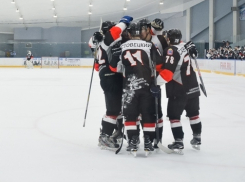 Тамбовские «волки» провели на выезде серию из трех победных игр подряд 