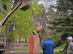 В Котовске всё-таки решили избавиться от бюста Котовского