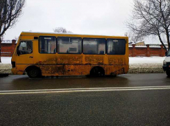 В Тамбовской области у автобуса, везущего детей в школу, на ходу отвалилось колесо