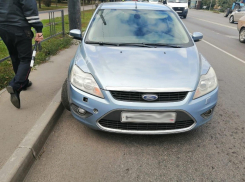 В Тамбове «Форд» сбил двух школьниц