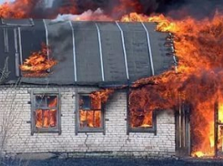 В Петровском районе сгорел дом