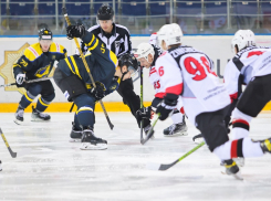 Дубль экс-игрока клуба из КХЛ принёс победу ХК «Тамбов» в Пензе