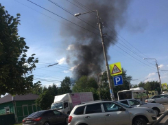 В Тамбове рядом с Базарной загорелось два дома