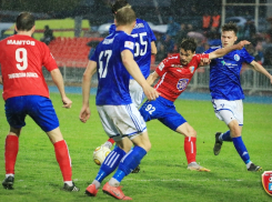 Досрочно пройти в Премьер-лигу у «Тамбова» не получилось: встреча с «Факелом» прошла без голов