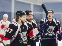 ХК «Тамбов» еле одолел незамотивированную «Ижсталь»