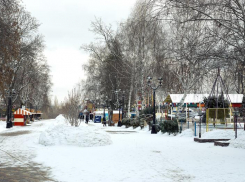 В Парке культуры и отдыха от удара током погибла продавец одного из павильонов