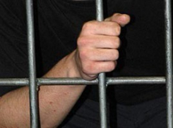 54-летний рецидивист-педофил сядет на 17 лет за действия сексуального характера в отношении 7-летнего ребенка 