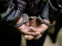 В Инжавинском районе один гость зарезал другого, пока хозяин дома спал