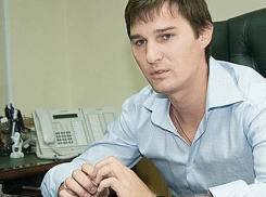 Сын бывшего губернатора решил сложить полномочия депутата городской Думы