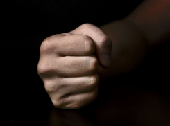 С тяжелыми травмами попали в больницу двое мужчин после встречи с 35-летним тамбовчанином