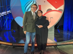 Вера Мещерякова из Первомайского округа от всей души спела в шоу у Малахова