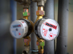 В областном центре подозрительные личности меняют водяные счётчики за большие деньги