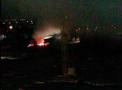 Огонь и дым над строящимся в Тамбове детским садом заметили жители 