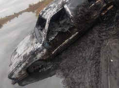 В «Поливном» пруду Жердевского района нашли «VOLVO» со скелетом в салоне