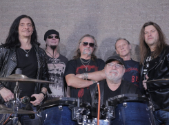 Лучшая группа СССР споёт песни над Цной