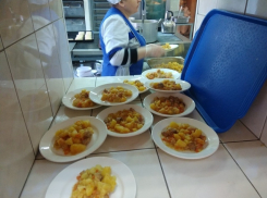«Народный контроль» проверит качество питания  в школах и детских садах 