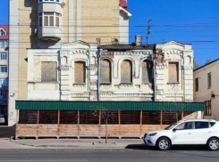 «Купили и забыли?»: купленный за 5 миллионов памятник в Тамбове заброшен